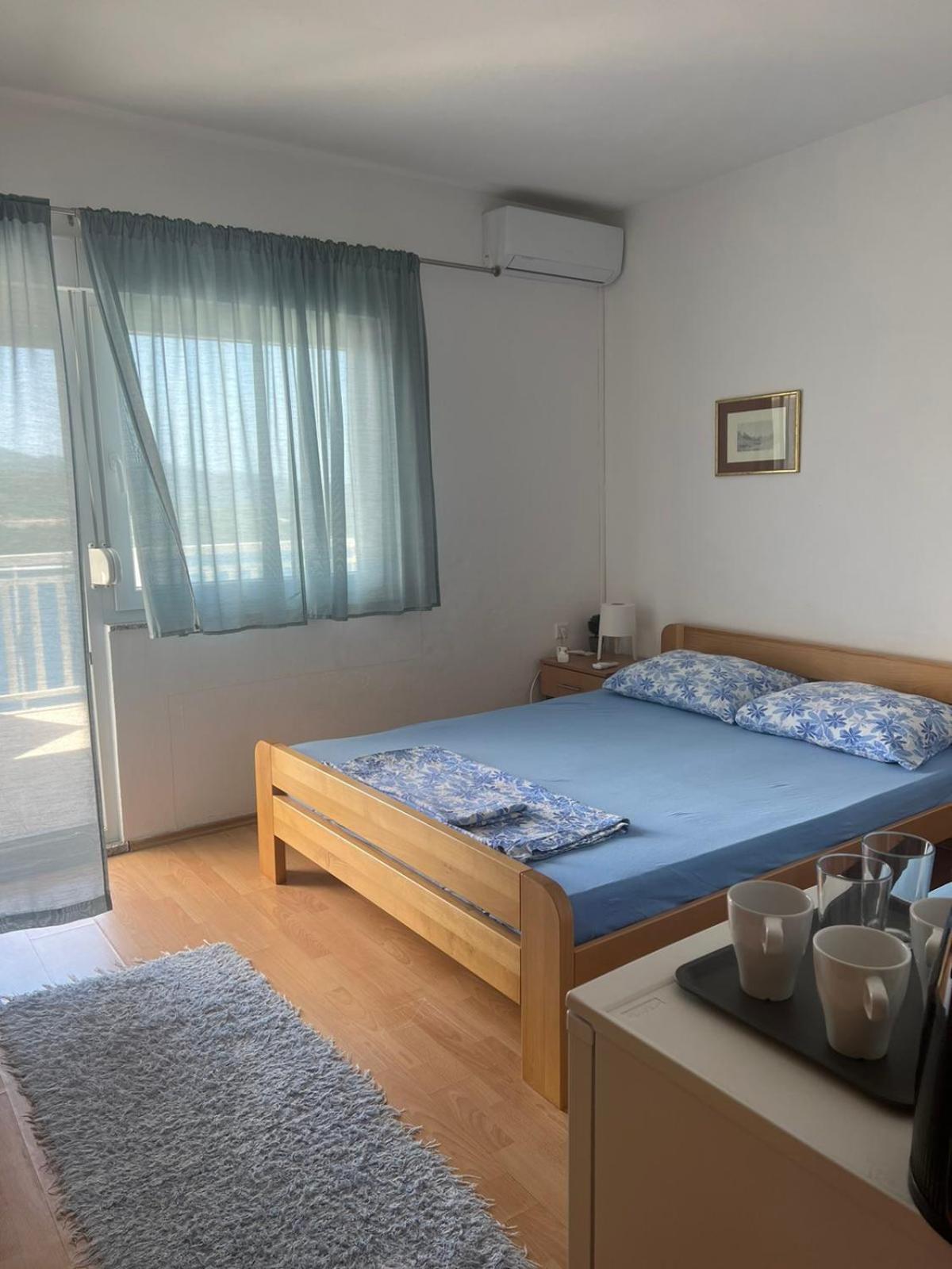 Apartment And Rooms Barbaric Неум Экстерьер фото