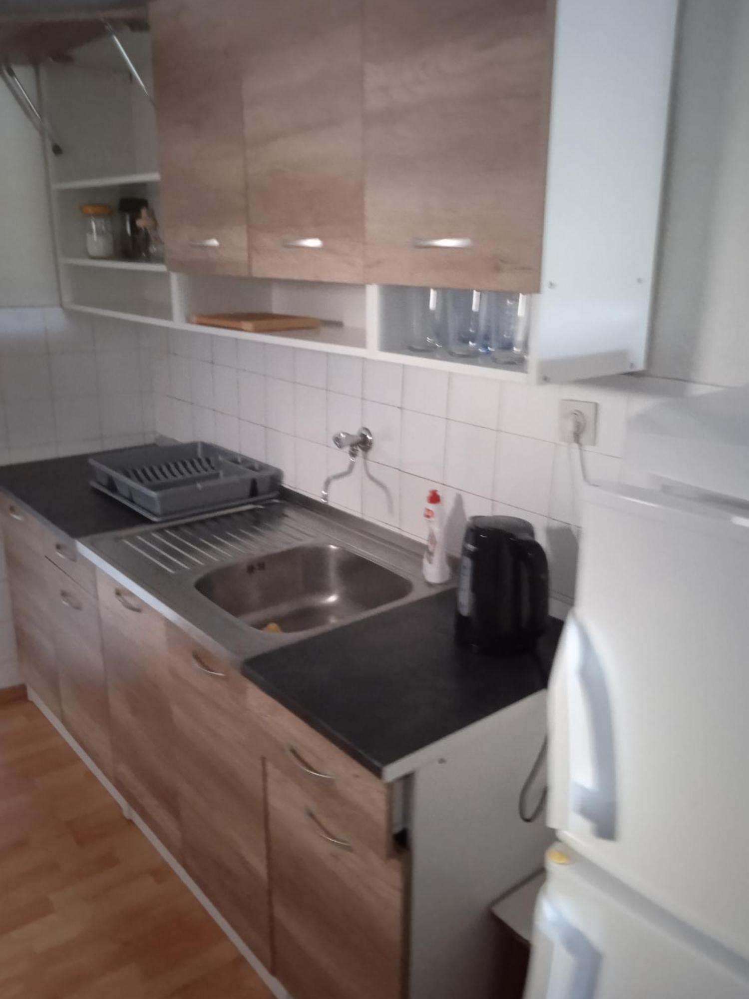 Apartment And Rooms Barbaric Неум Экстерьер фото