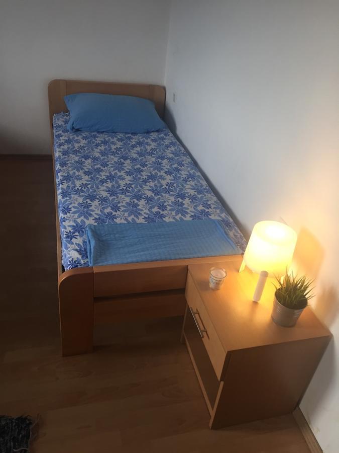 Apartment And Rooms Barbaric Неум Экстерьер фото