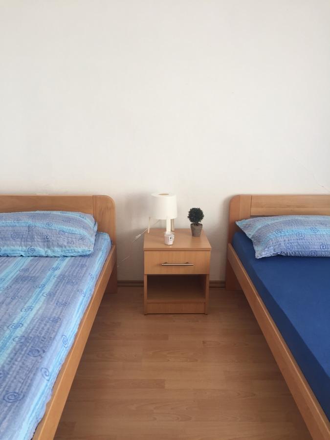 Apartment And Rooms Barbaric Неум Экстерьер фото