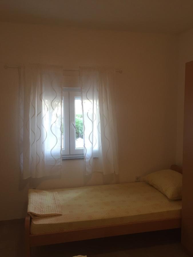 Apartment And Rooms Barbaric Неум Экстерьер фото