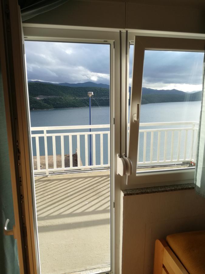 Apartment And Rooms Barbaric Неум Экстерьер фото