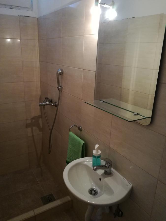 Apartment And Rooms Barbaric Неум Экстерьер фото