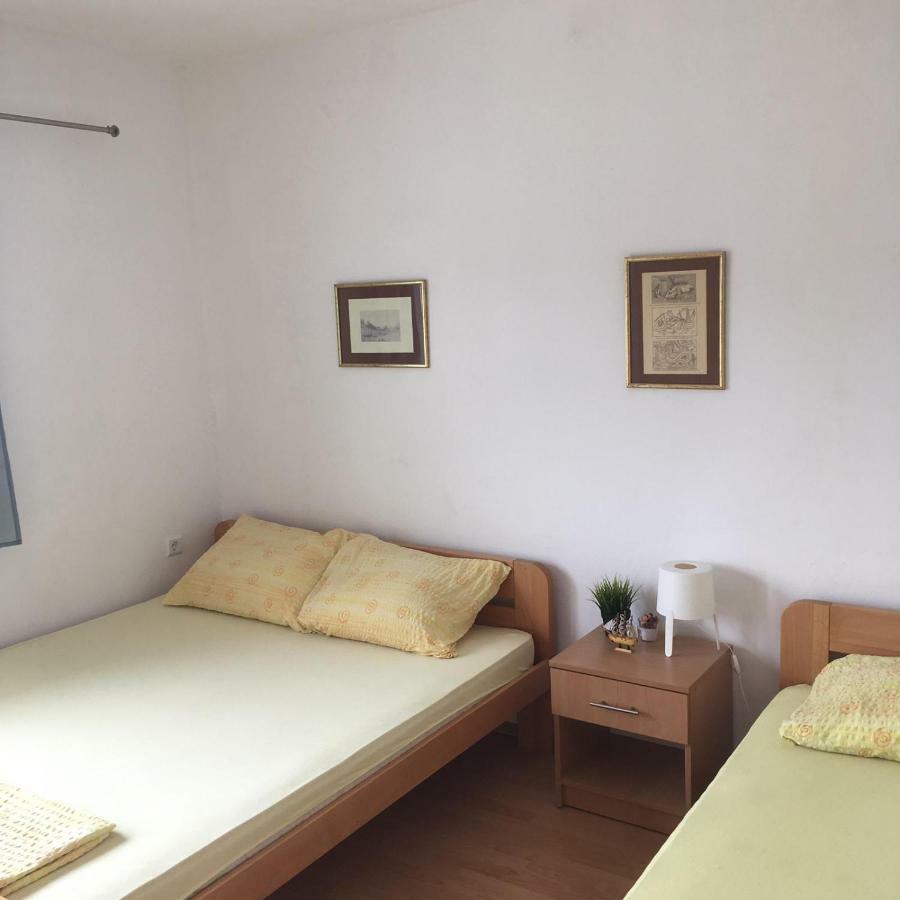 Apartment And Rooms Barbaric Неум Экстерьер фото
